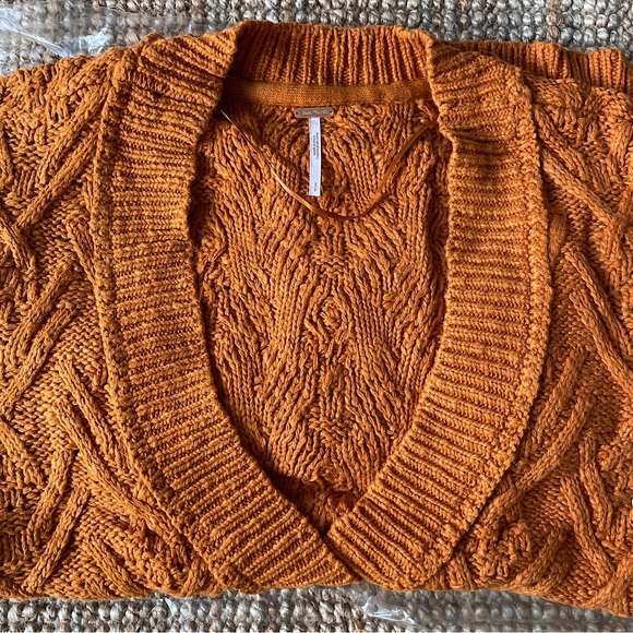 NEW Free People Montana Cable Cardigan - Picture 12 of 15
